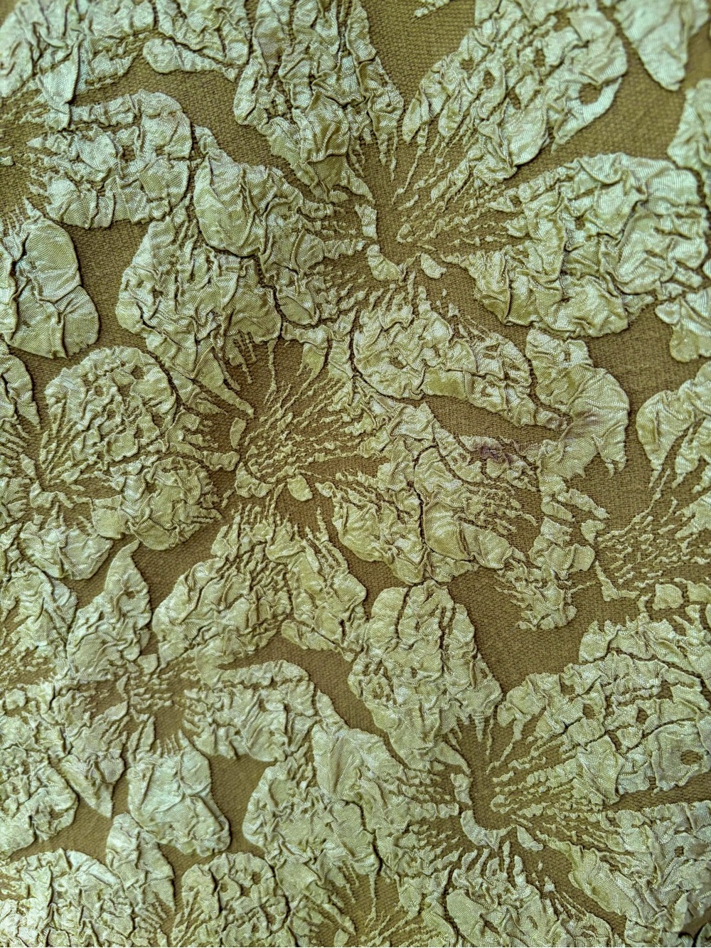 Endless Rose FLORAL JACQUARD PUFF SLEEVE TOP in Greenish-Gold, SZ M NWOT - Picture 6 of 6
